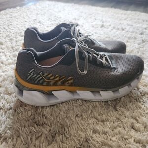 Hoka Men's Gray and Yellow Running Shoes
